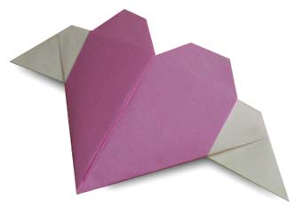 http://en.origami-club.com/valentine/wingheart/wingheart.JPG